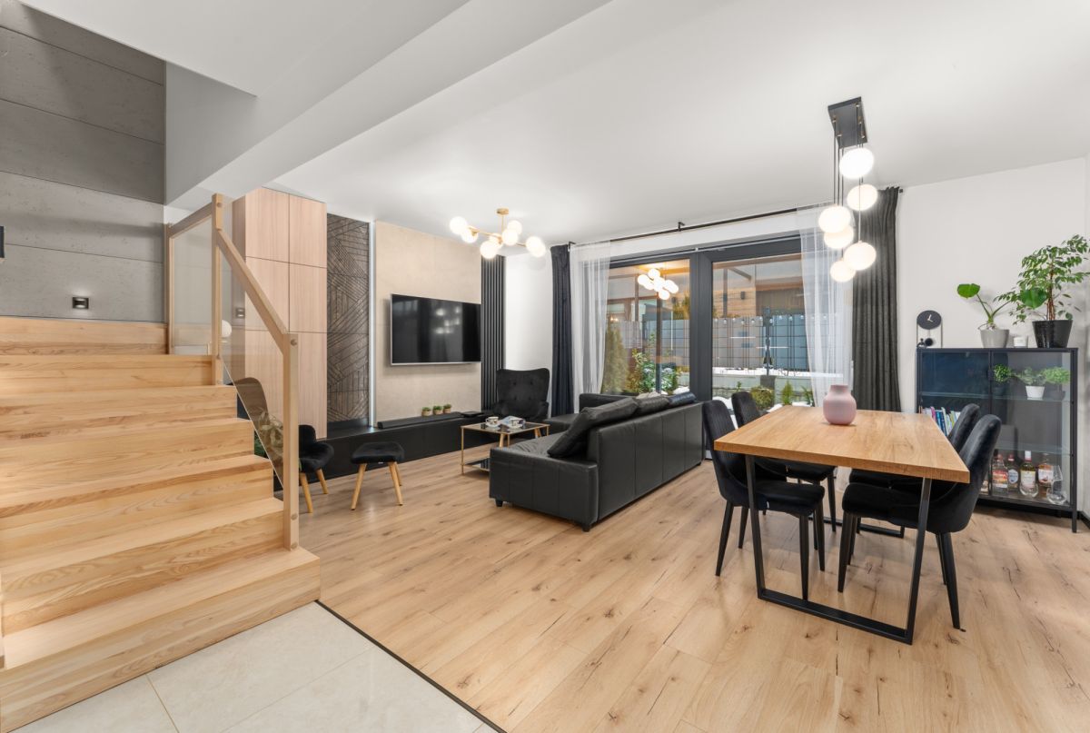 Piękny dom! Wysoki Standard! Z garażem!